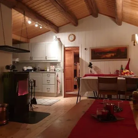 Сasa de vacaciones Idyllic Lakeside With Private And Boat *